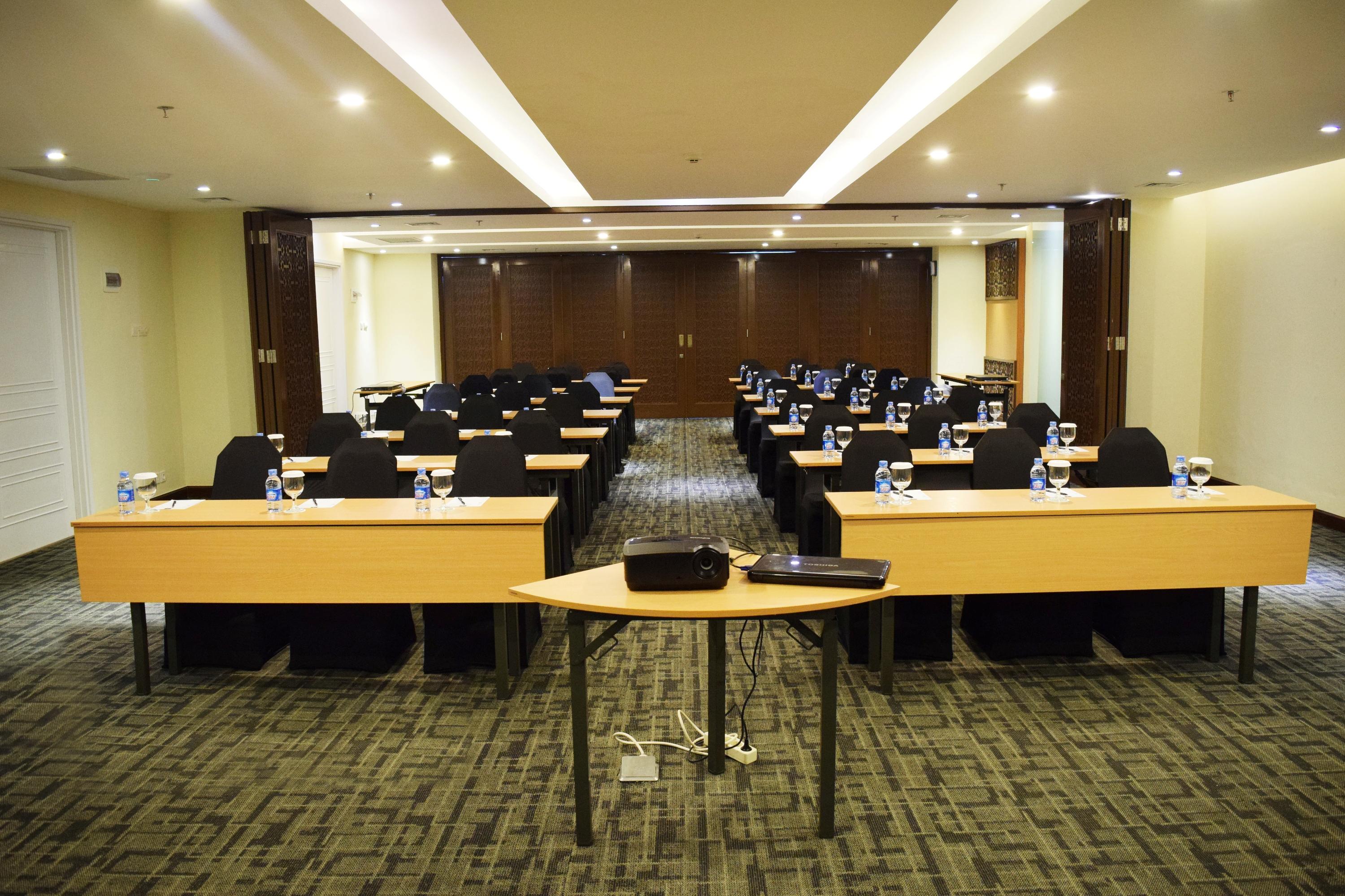 Swiss-Belhotel Lampung Bandar Lampung Zewnętrze zdjęcie